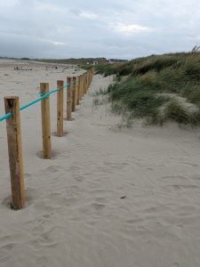Space was left behind a simple rope fence to restore the front layers of the beach to proect the rear marram layers